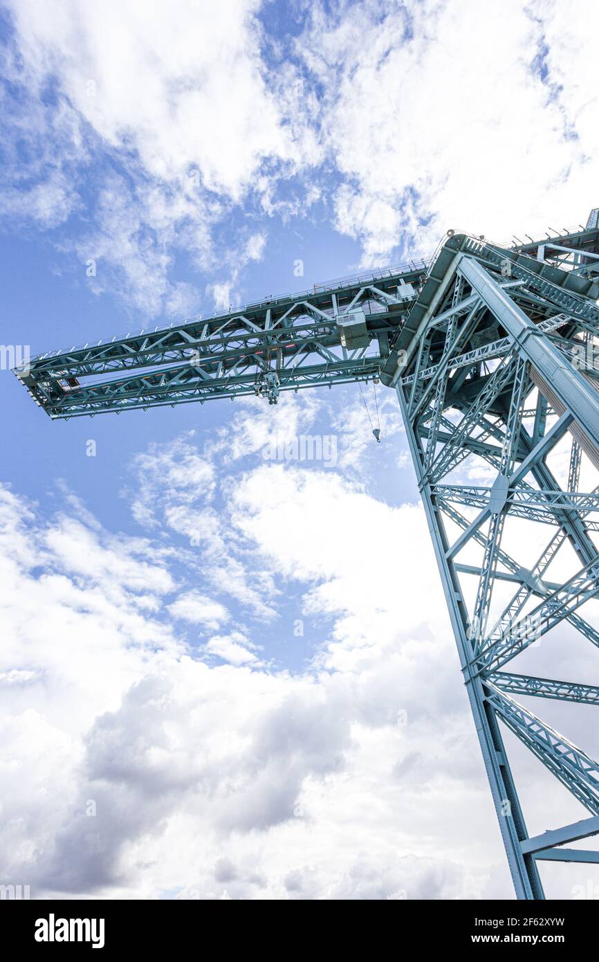 Titan Crane à côté de la rivière Clyde à Clydebank, Glasgow, Écosse Royaume-Uni - grue en porte-à-faux de 150 pieds de haut sur le site de l'ancien chantier naval John Brown. Banque D'Images