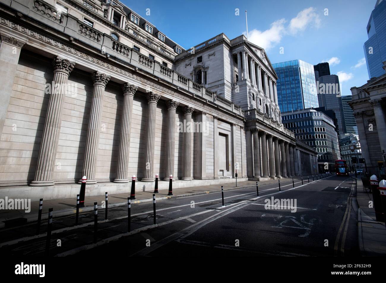 Ville de Londres Angleterre Royaume-Uni Mars 2021 la Banque d'Angleterre. La Banque d'Angleterre est la banque centrale du Royaume-Uni et le modèle sur lequel la plupart Mo Banque D'Images