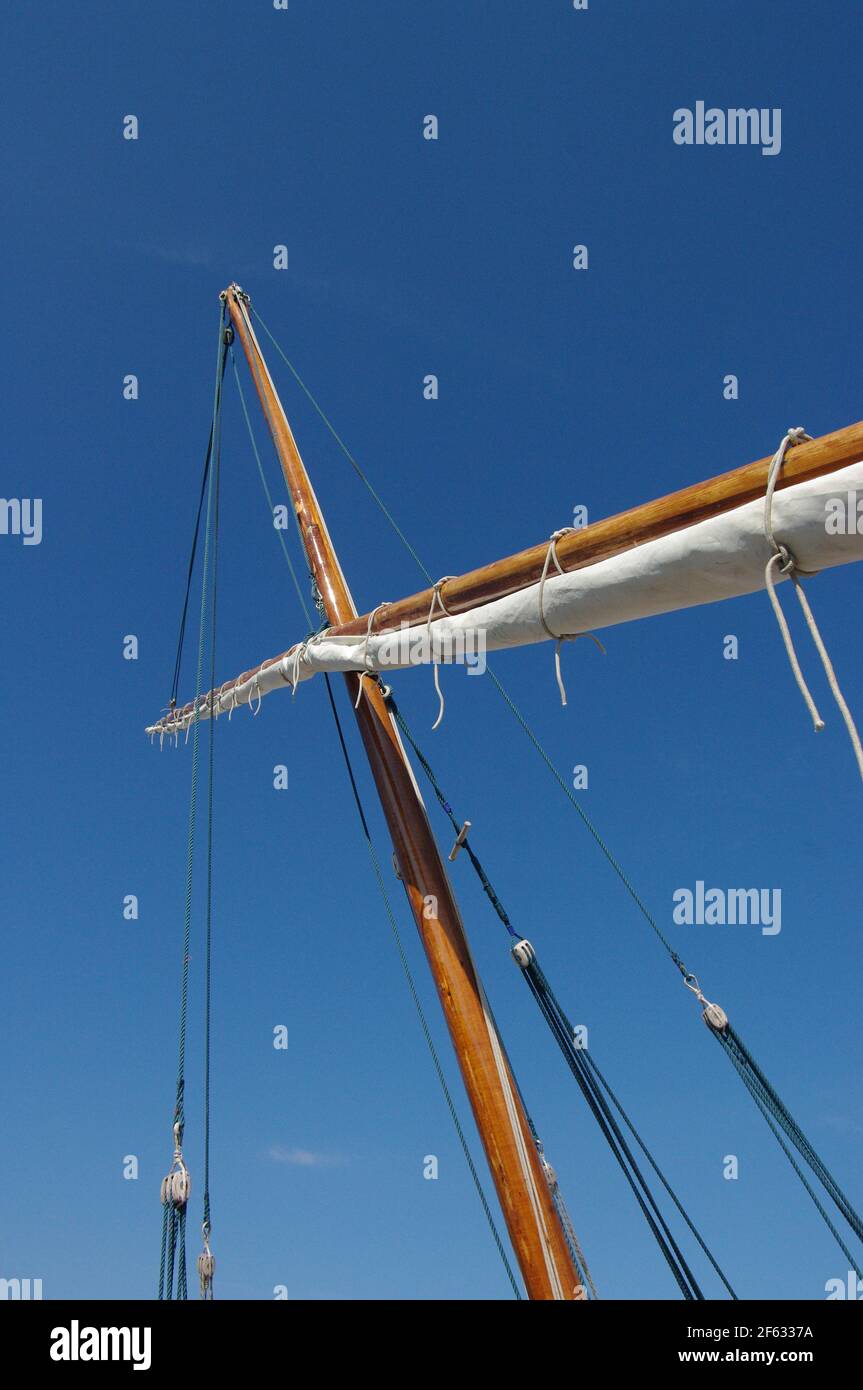 Bateau traditionnel de chantier à la Maddalena, Sardaigne, Italie Banque D'Images