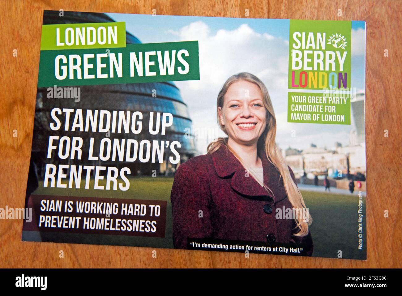 Dépliant politique électorale Mayoral de Londres, London Green News, Sian Berry. Le candidat du Parti Vert pour le maire de Londres aux élections Mayoral et Assemble du Royaume-Uni en 2021 Banque D'Images