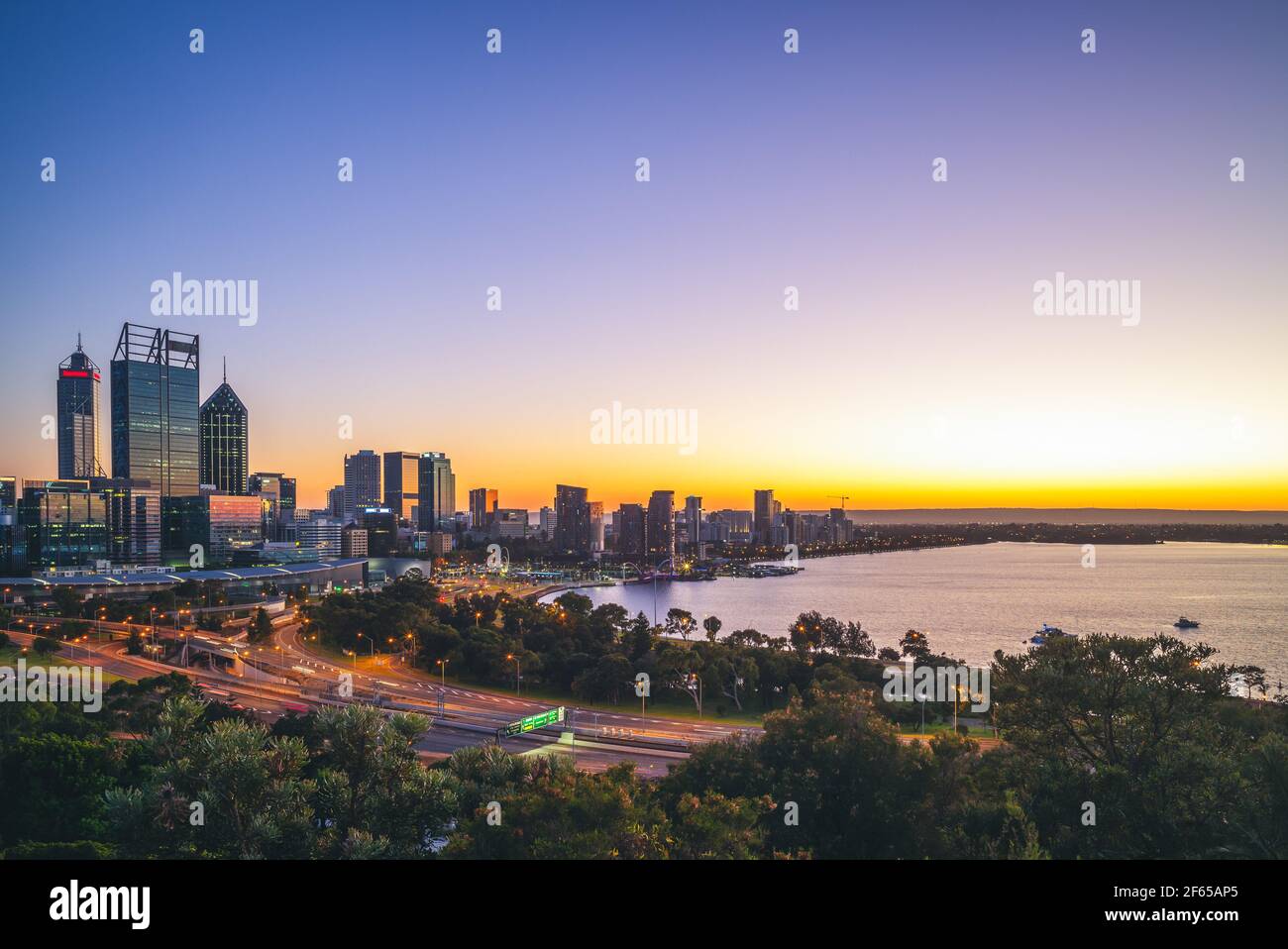 horizon de perth cbd à l'aube en australie occidentale, australie Banque D'Images