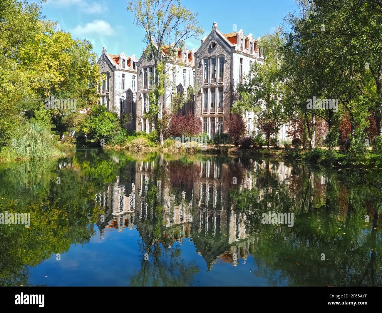 La beauté du Portugal - pavillons parc de la ville parque D. Carlos à Caldas da Rainha Banque D'Images