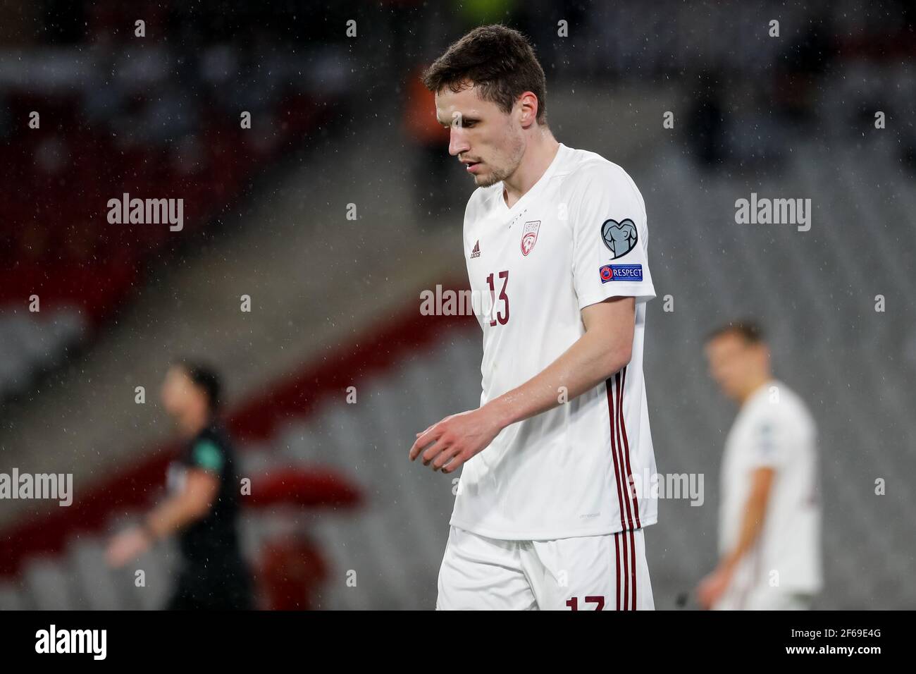 ISTANBUL, TURQUIE - MARS 30: Raivis Jurkovskis de Lettonie pendant le match de qualification de coupe du monde entre la Turquie et la Lettonie au stade olympique Ataturk on Banque D'Images