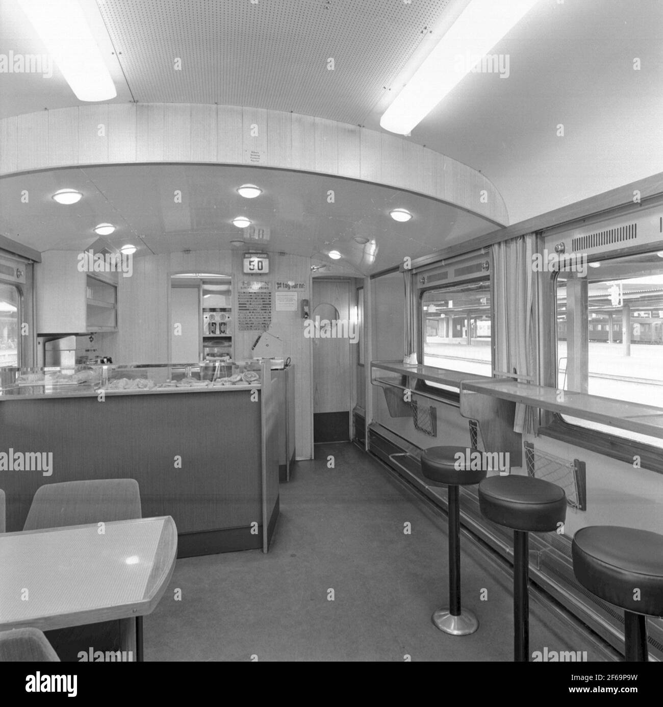 Bo8cm, chariot à café n° 2937 Banque D'Images