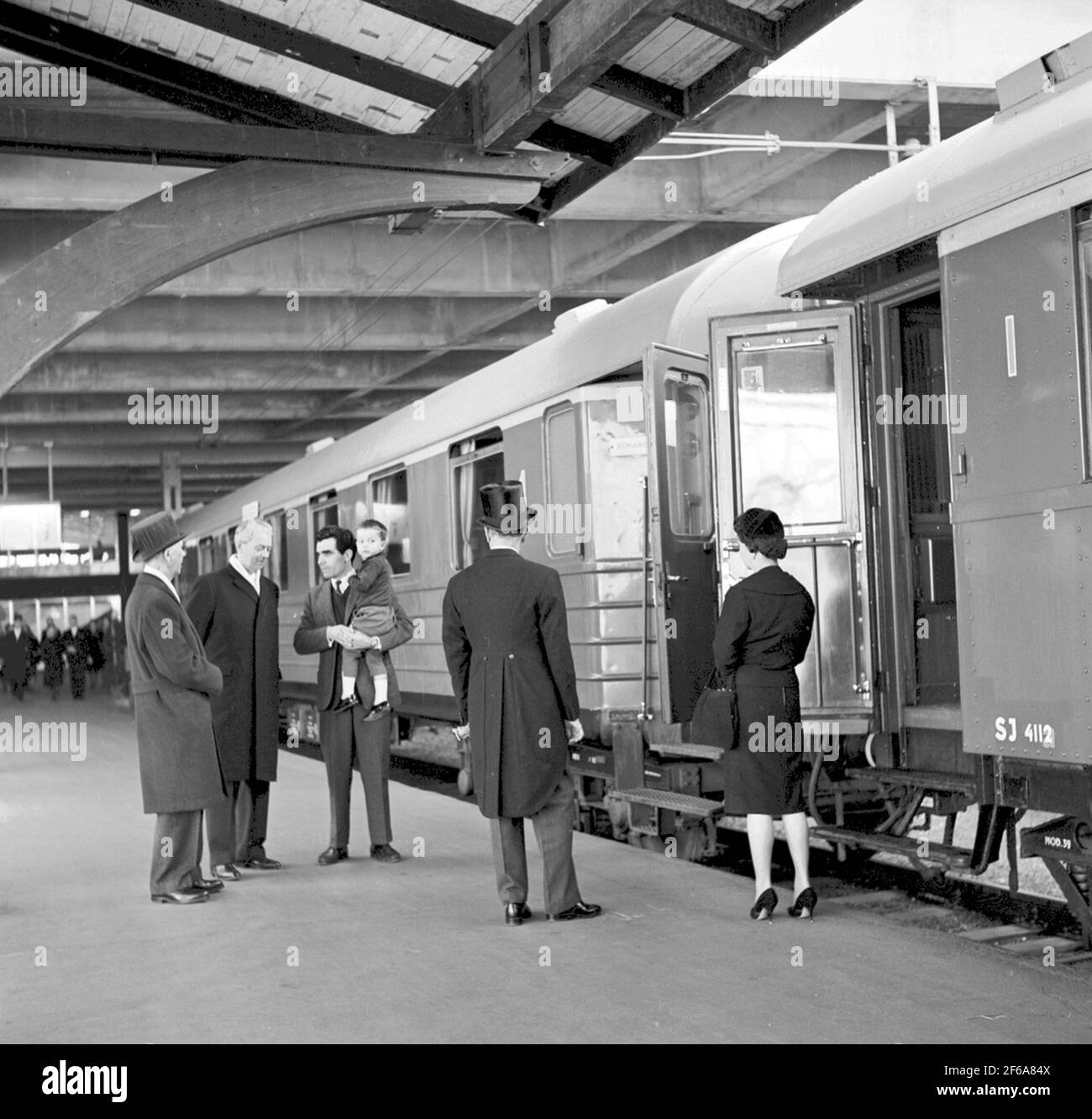 Chemins de fer nationaux SJ A014C 4112. Train supplémentaire pour Uppsala, funérailles de Day Hammarskiöld Banque D'Images Chemins de fer nationaux SJ A014C 4112. Train supplémentaire pour Uppsala, funérailles de Day Hammarskiöld Banque D'Images