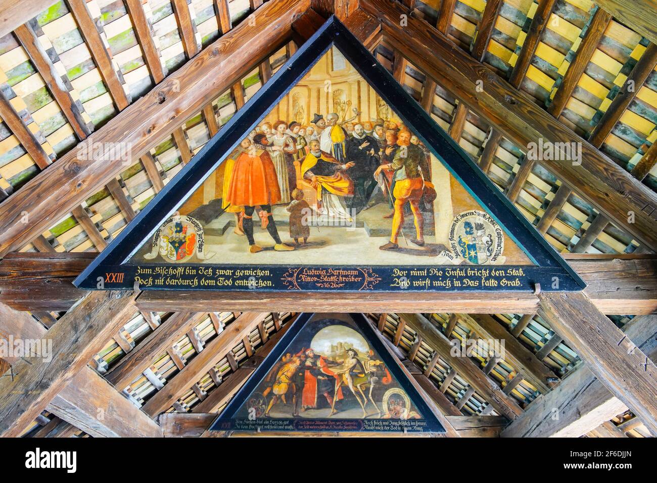 Peintures au pont de Spreuer, Spreuerbrücke à Kasernenplatz à Lucerne. Les peintures forment une danse Macabre, (Totentanz en allemand), qui a été créée b Banque D'Images