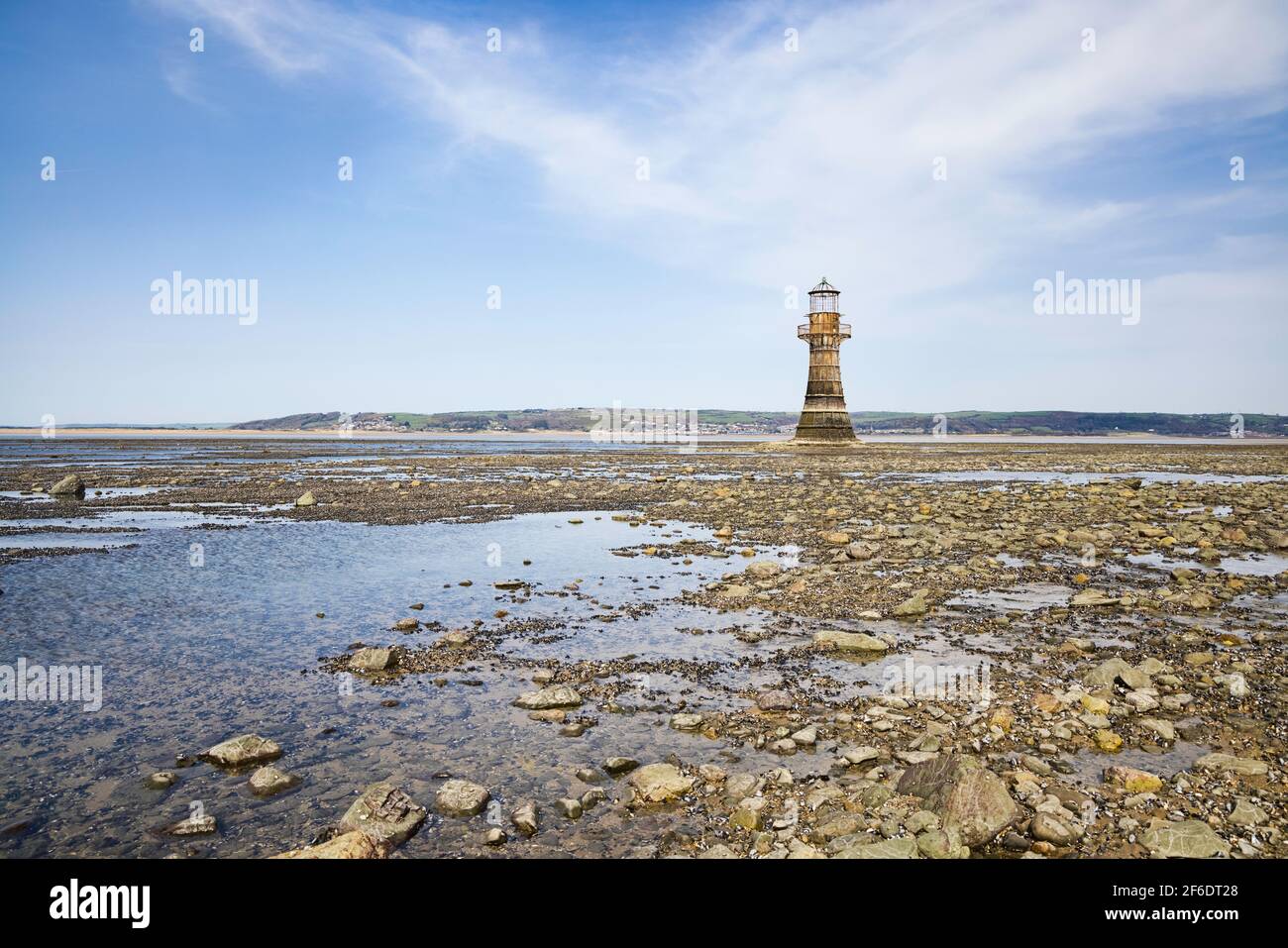 Phare en fonte disused à Whitford Sands sur la péninsule de Gower, au pays de Galles Banque D'Images