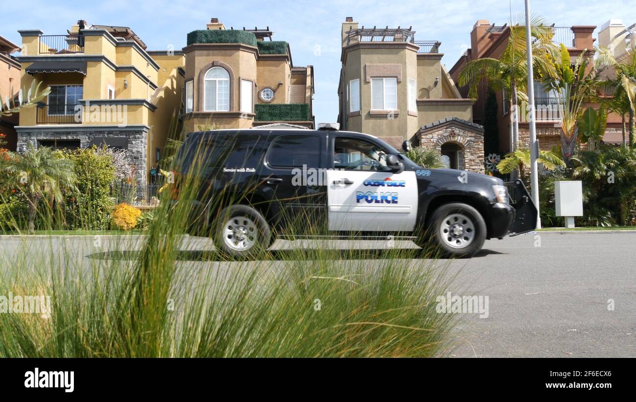 Oceanside, Californie États-Unis -20 février 2020 véhicule de patrouille, escouade, intercepteur ou croiseur du service de police américain, 911 auto, véhicule de sécurité publique. Ville nea Banque D'Images