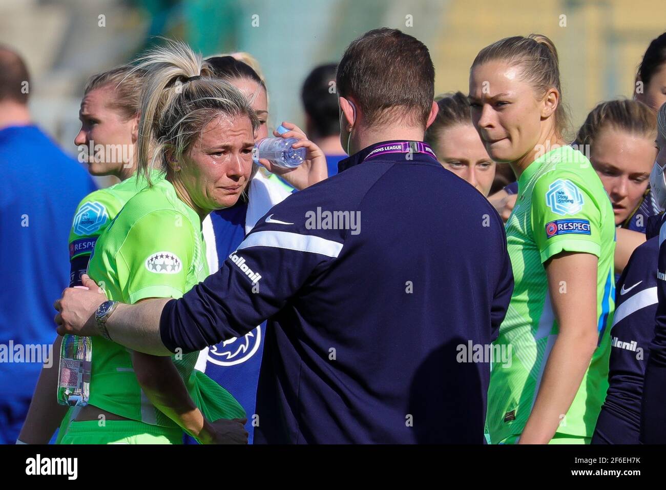 Budapest, Hongrie. 31 mars 2021. Zsanet Jakabfi (#3 VfL Wolfsburg) dernier match de l'UWCL lors du match de la Ligue des champions des femmes de l'UEFA entre VFL Wolfsburg et Chelsea FC au stade Szusza Ferenc de Budapest, Hongrie Credit: SPP Sport Press photo. /Alamy Live News Banque D'Images