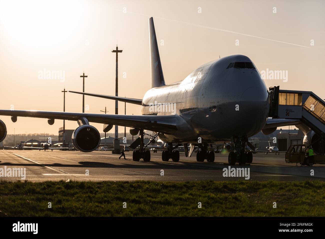 Hoersching, Autriche - mars 30 2021 : un Boeing 747-400 ferme ses portes Banque D'Images