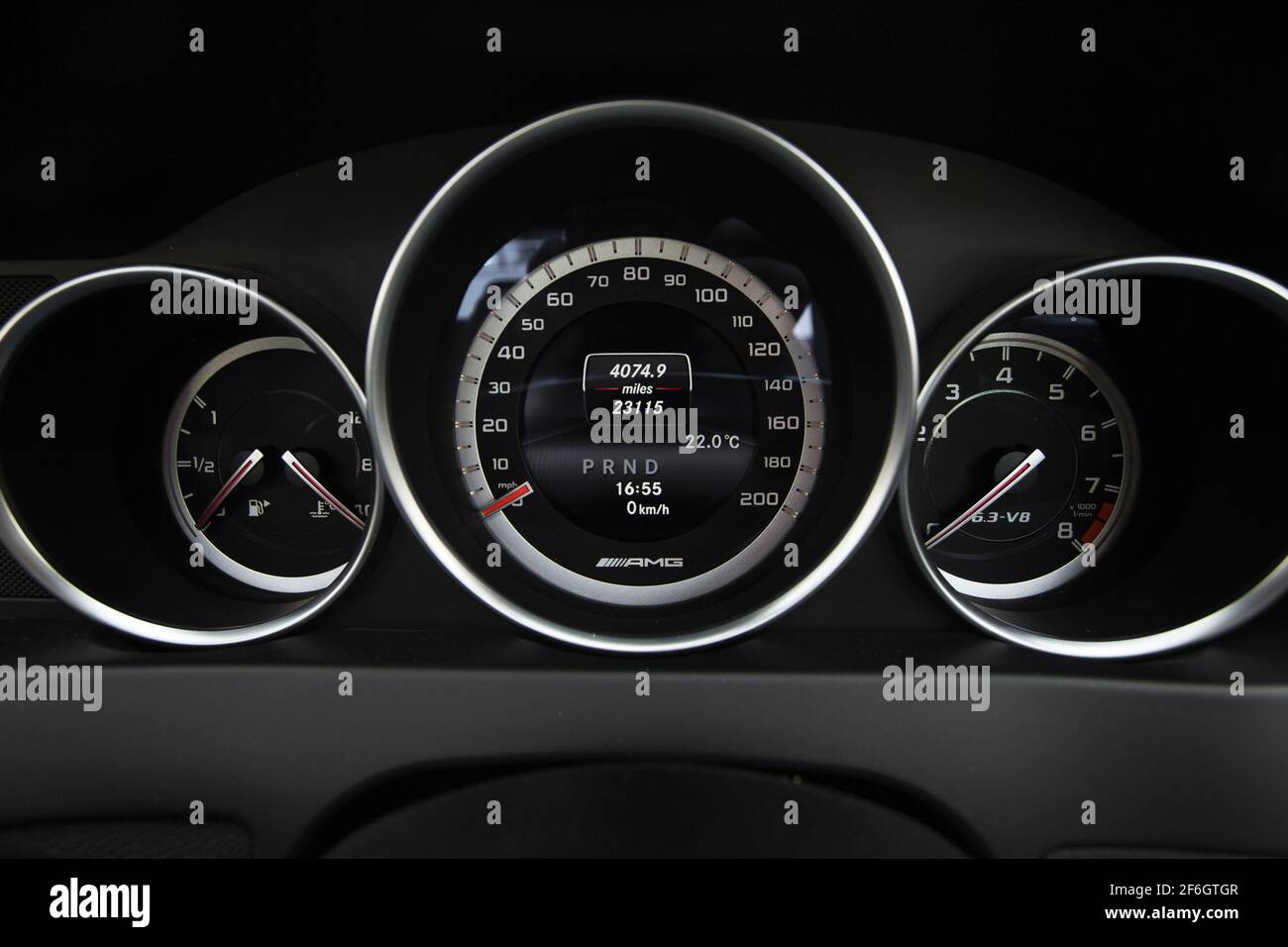 Le tableau de bord d'UNE Mercedes Benz C63 AMG 2014 Banque D'Images