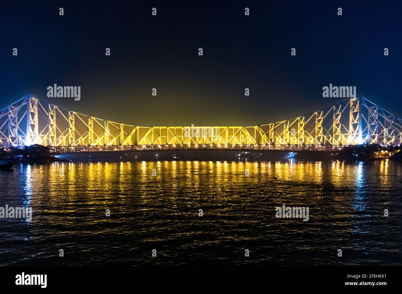 Howrah Bridge la nuit Banque D'Images