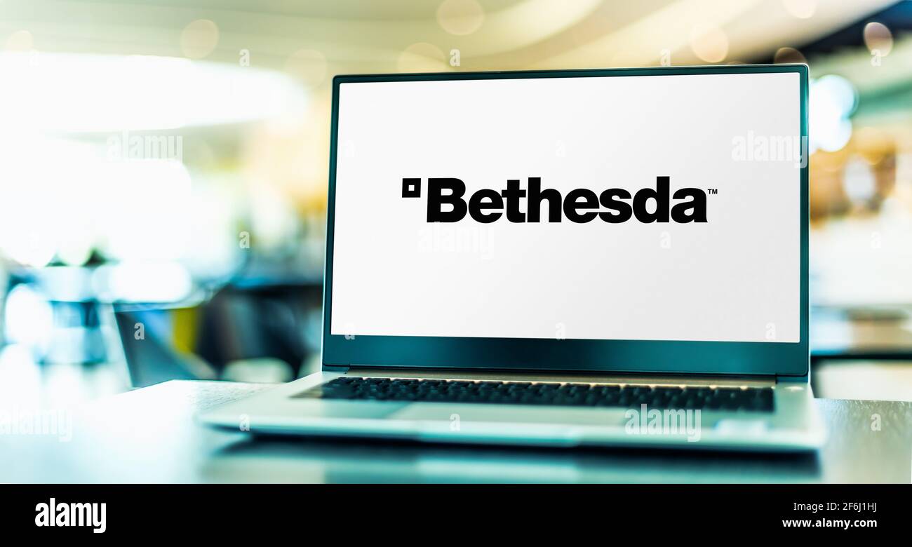 POZNAN, POL - MAR 15, 2021: Ordinateur portable affichant le logo de Bethesda Softworks LLC, un éditeur américain de jeux vidéo basé à Rockville, Maryland Banque D'Images POZNAN, POL - MAR 15, 2021: Ordinateur portable affichant le logo de Bethesda Softworks LLC, un éditeur américain de jeux vidéo basé à Rockville, Maryland Banque D'Images