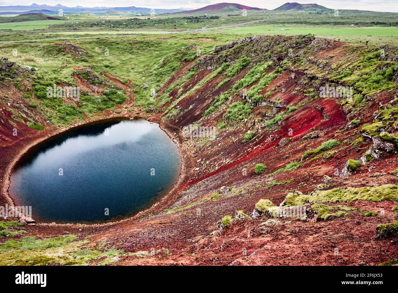 Kerið (Kerid) est un lac de cratère volcanique situé dans la région de Grímsnes dans le sud de l'Islande, le long du cercle d'or. C'est l'un des lacs de cratère en t Banque D'Images