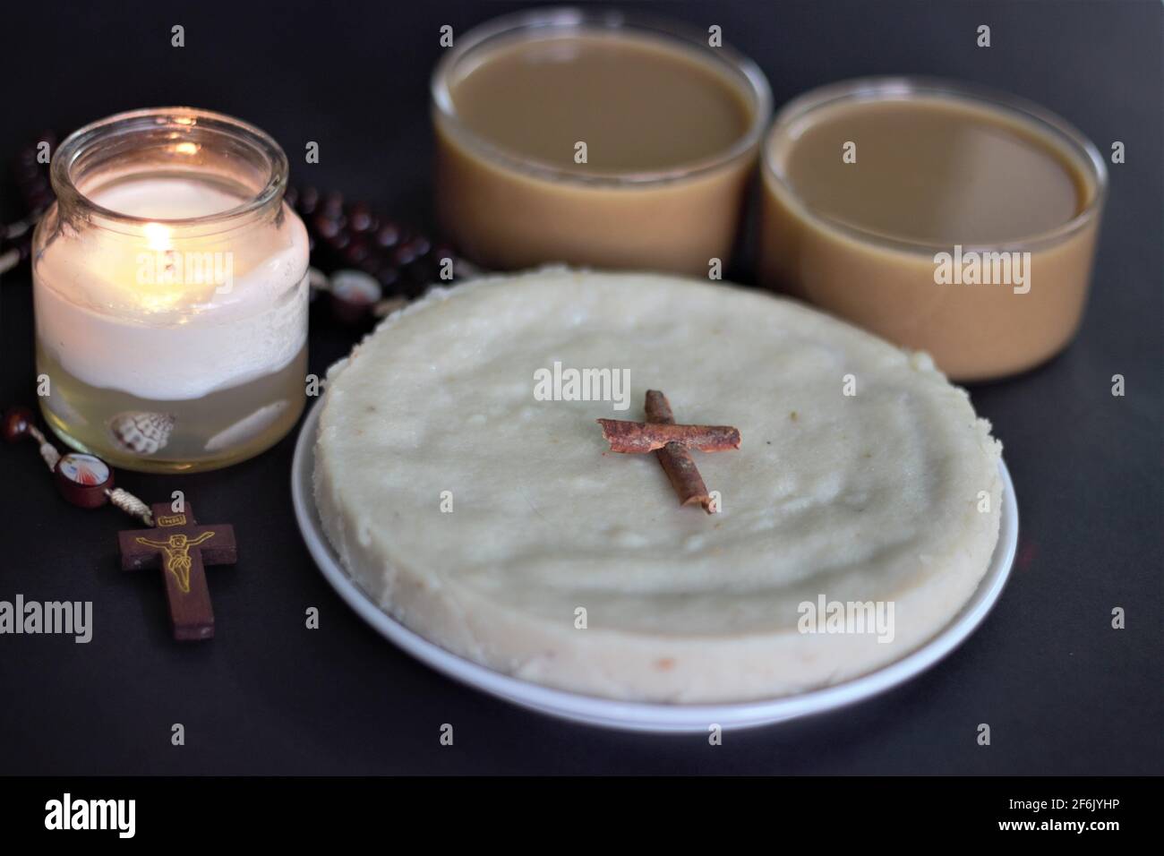 Gâteau de riz non levain fait de farine de riz, d'ail, de lentilles le jeudi Maundy en mémoire de la Pâque et du dernier souper. Les chrétiens du Kerala appellent Banque D'Images