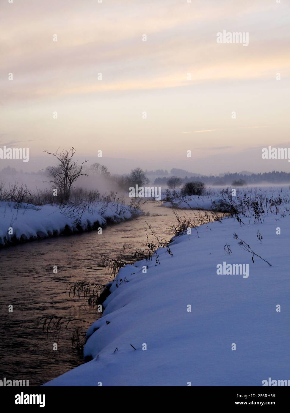 paysage de neige hiver rivière Banque D'Images