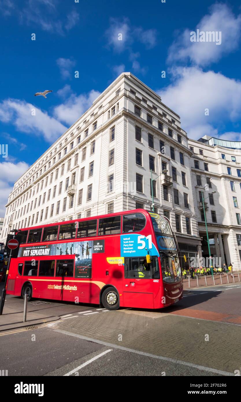 Birmingham City, West Midlands region, Royaume-Uni; avril/10/2019; bus dans le centre-ville de Birmingham, Royaume-Uni. Banque D'Images