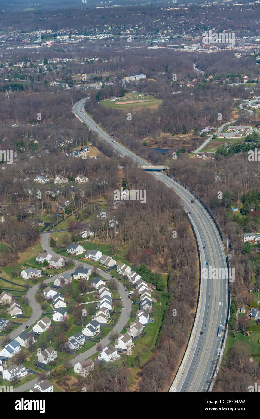 Vue aérienne de l'autoroute incurvée, Pennsylvanie, États-Unis Banque D'Images