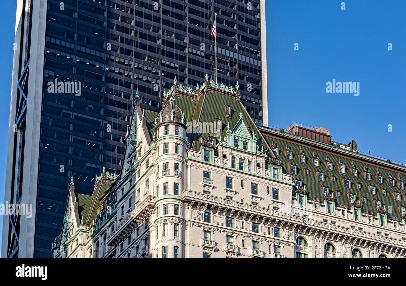 Plaza Hotel (bâtiment Solow en arrière-plan) Banque D'Images