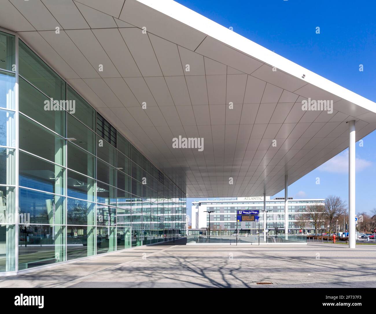 Centre des expositions et des congrès, entrée est, Essen, région de la Ruhr, Rhénanie-du-Nord-Westphalie, Allemagne Banque D'Images