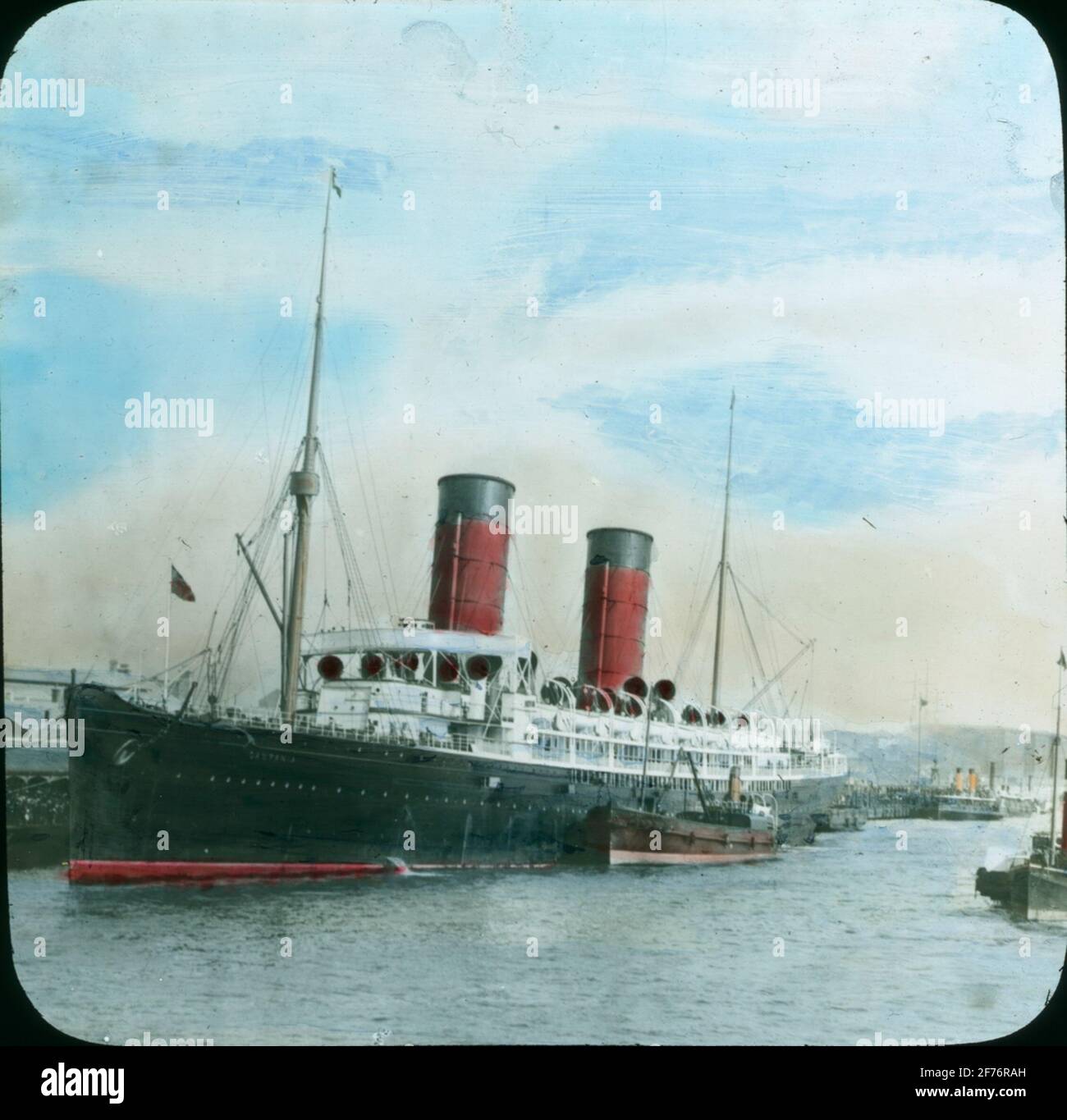 Icône en forme de skiolet colorée avec motifs de steamers inconnus. Banque D'Images