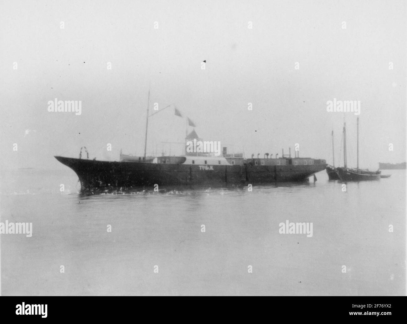 Le centre administratif fluide de Nobel sur l'image de Redden est inclus dans deux grands albums photo du réalisateur Karl Wilhelm Hagelin qui a travaillé pendant longtemps dans les installations pétrolières de Nobel à Bakou. Banque D'Images