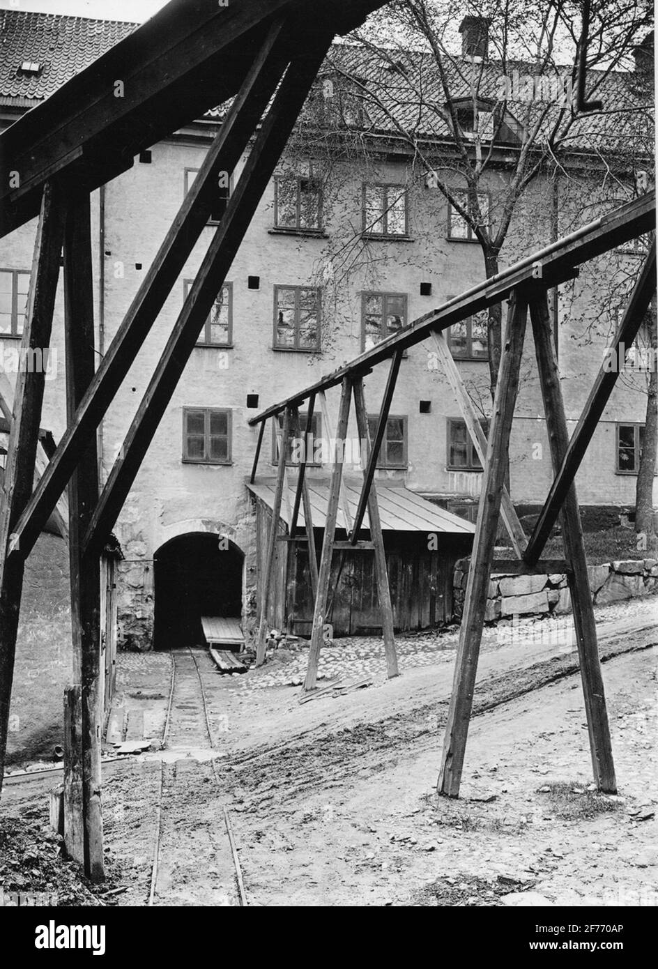 Les usines de porcelaine de Rörstrand. Le tunnel sous l'ancienne usine et la maison de boue. Ici, la boue a été couchée des presses-filtres à la cave à argile. Banque D'Images