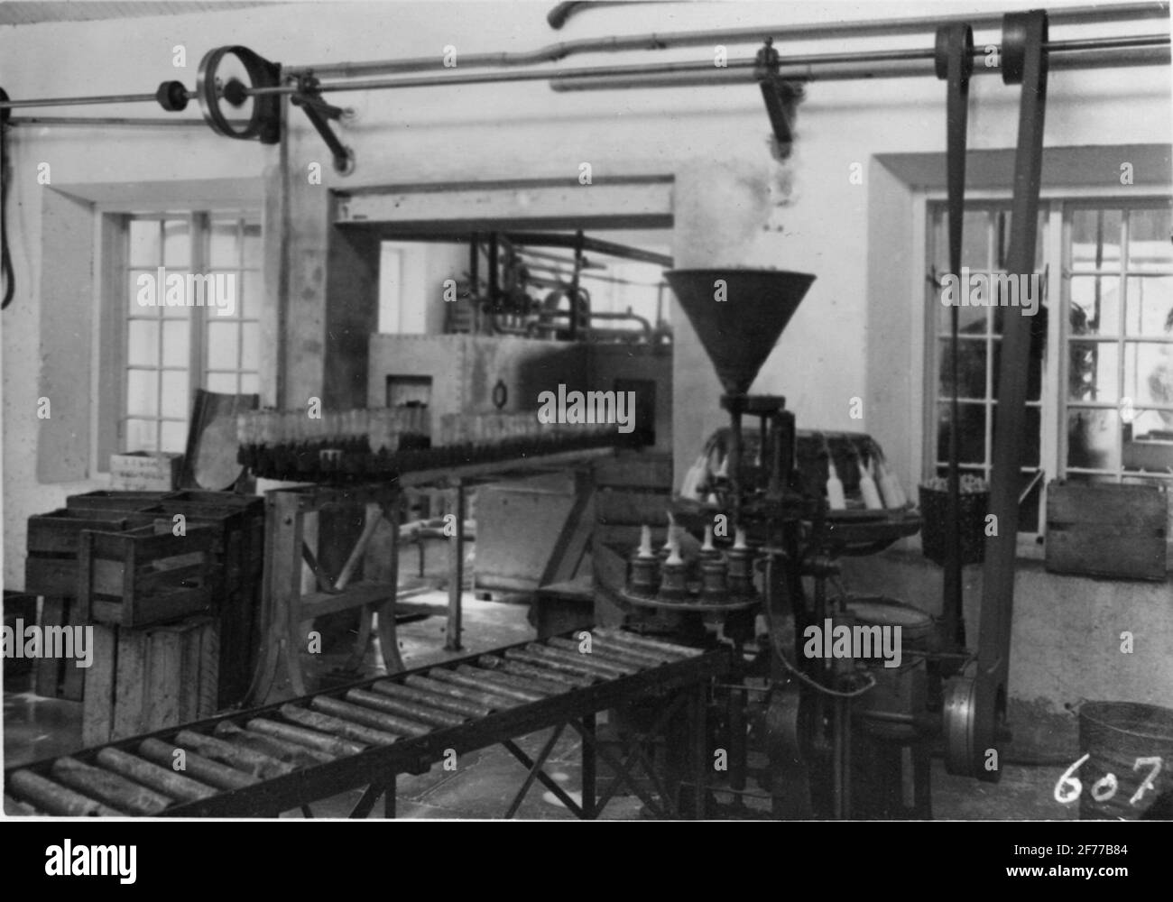 Courroie transporteuse sur brasserie inconnue, fabriquée par la société de partage d'atelier Mekelo à Helsingborg. Banque D'Images