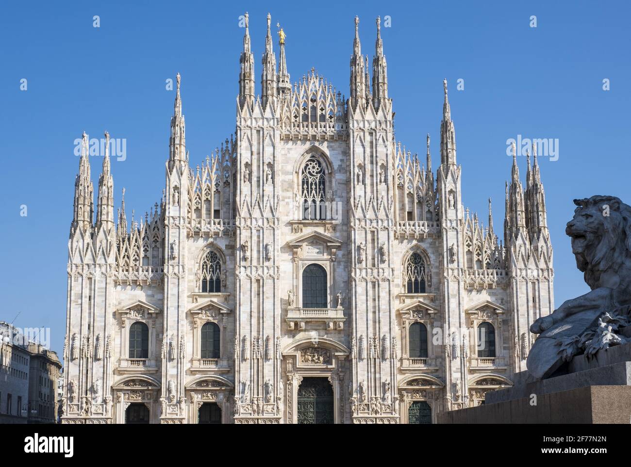 Italie, Lombardie, Milan, Piazza dei Mercanti, Piazza del Duomo, Le Duomo dans le centre historique, cathédrale de style gothique Banque D'Images