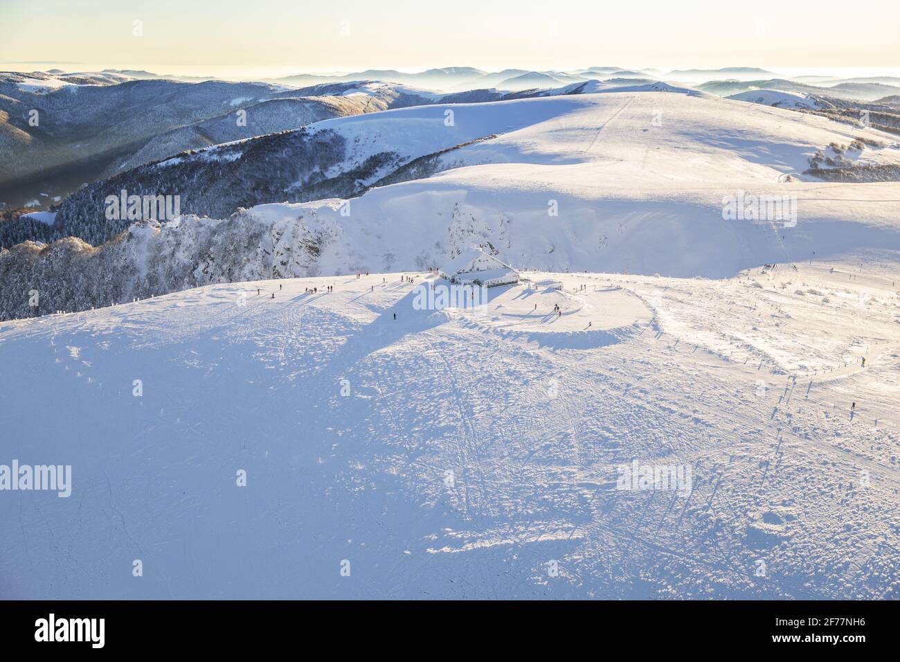 La France, Haut Rhin, Hautes Vosges, le Hohneck (1363 m), sommet (vue aérienne) Banque D'Images