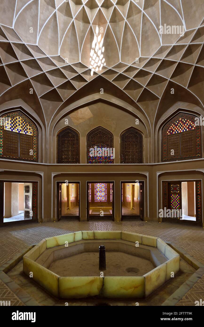 Iran, Yazd, classé au patrimoine mondial de l'UNESCO, jardin Dolat Abad, le pavillon principal Banque D'Images