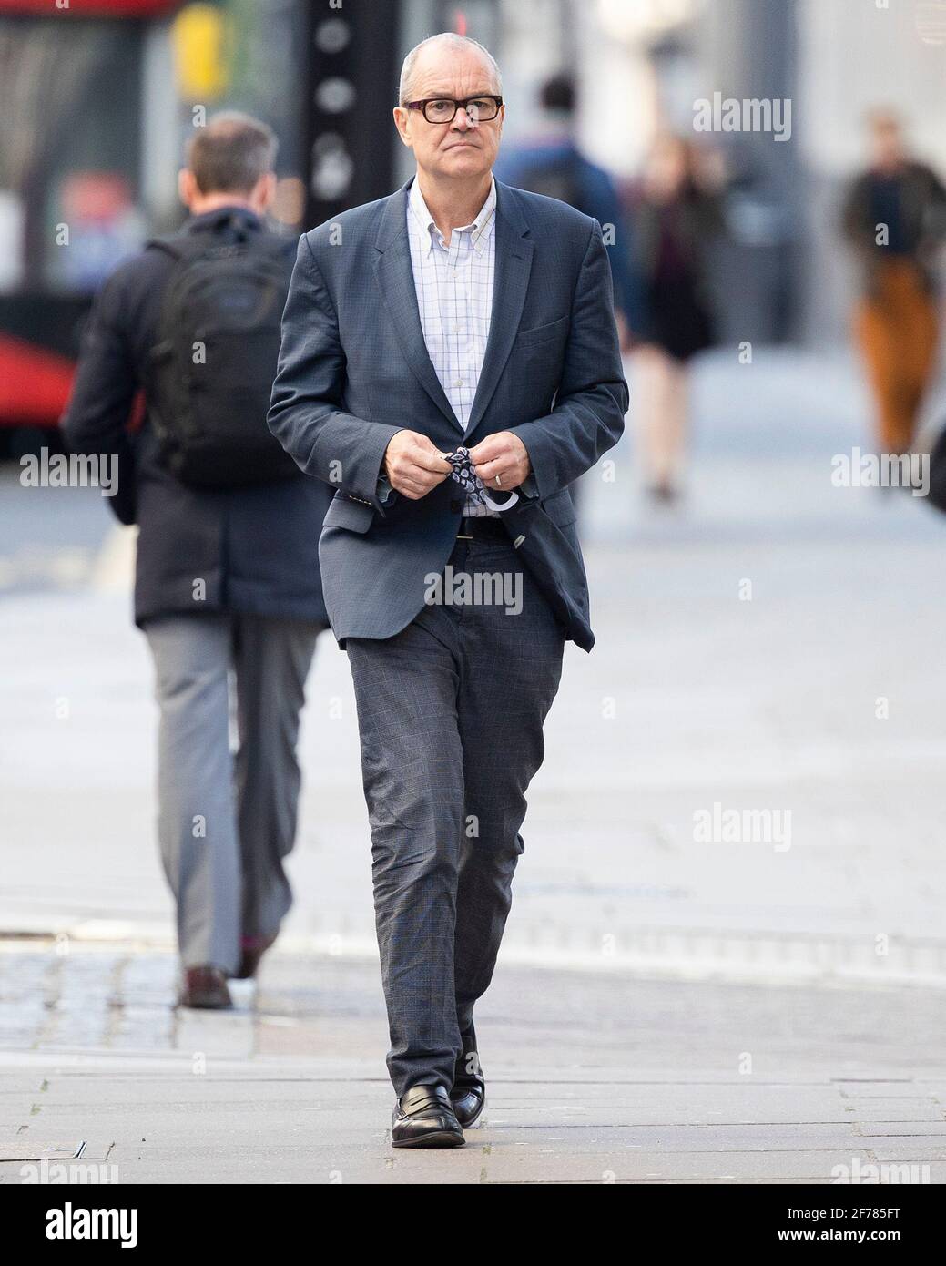 26/10/2020. Londres, Royaume-Uni. Le conseiller scientifique en chef Sir Patrick Vallance marche à Westminster . Crédit photo : George Cracknell Wright Banque D'Images