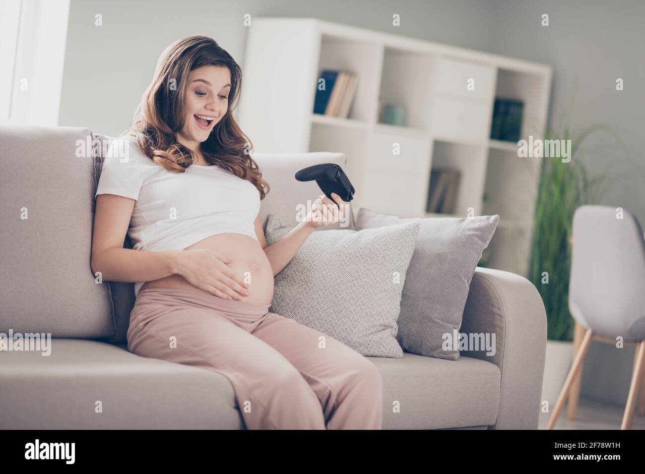 Coup De Pied De Bebe Banque D Image Et Photos Alamy Coup De Pied De Bebe Banque D Image Et Photos Alamy