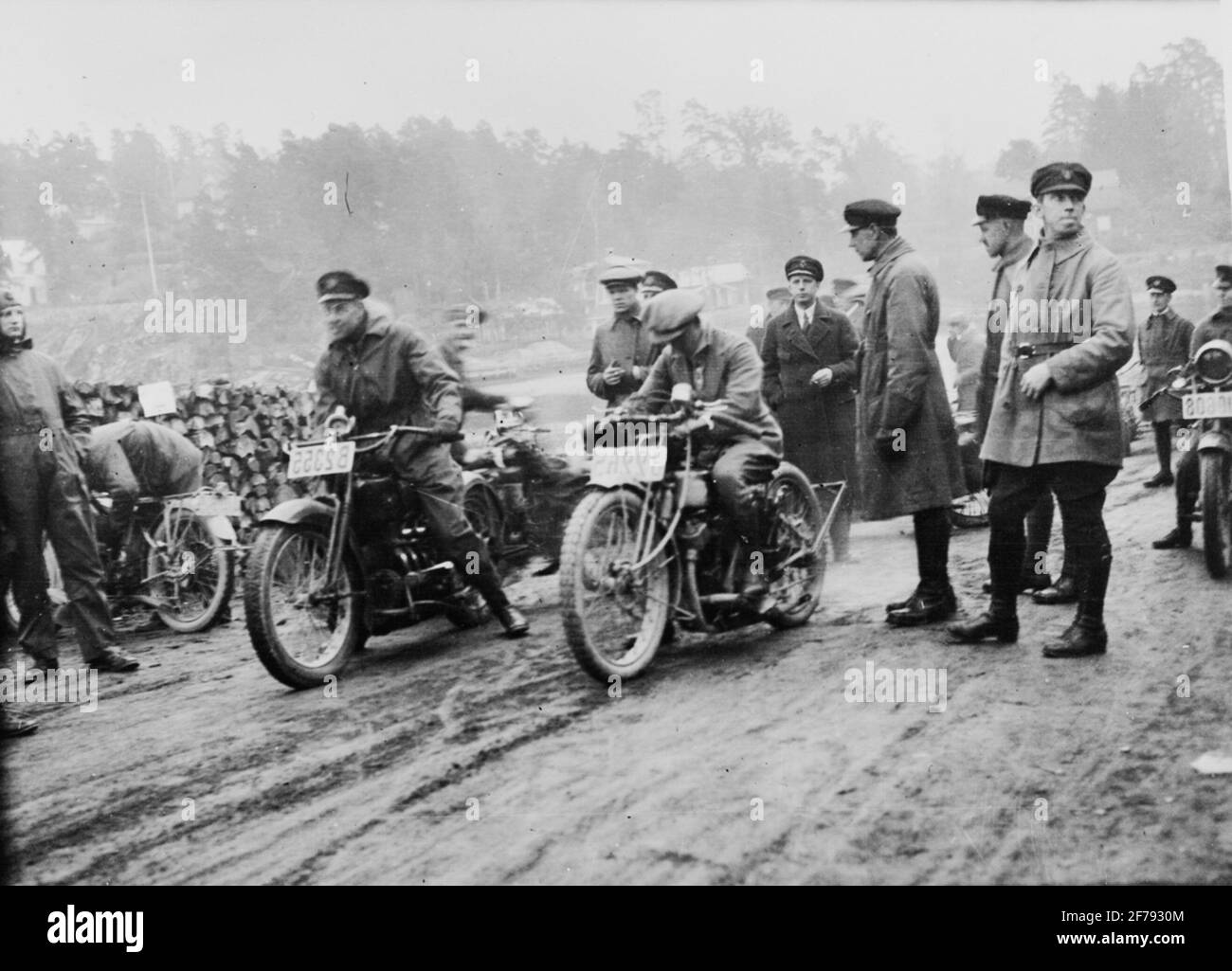 Compétition moto. Départ à Klinten, Skurusundet. Banque D'Images