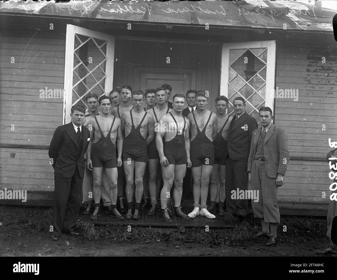 Le lutteur du triangle appelle le 4-11-34. Banque D'Images