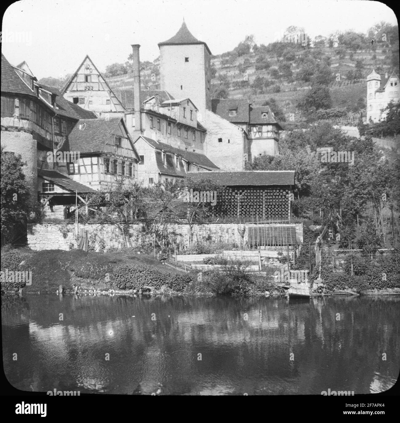 Image Skioptique avec motifs de la vue de la salle Schwäbische au bord de la rivière Kocher. Banque D'Images