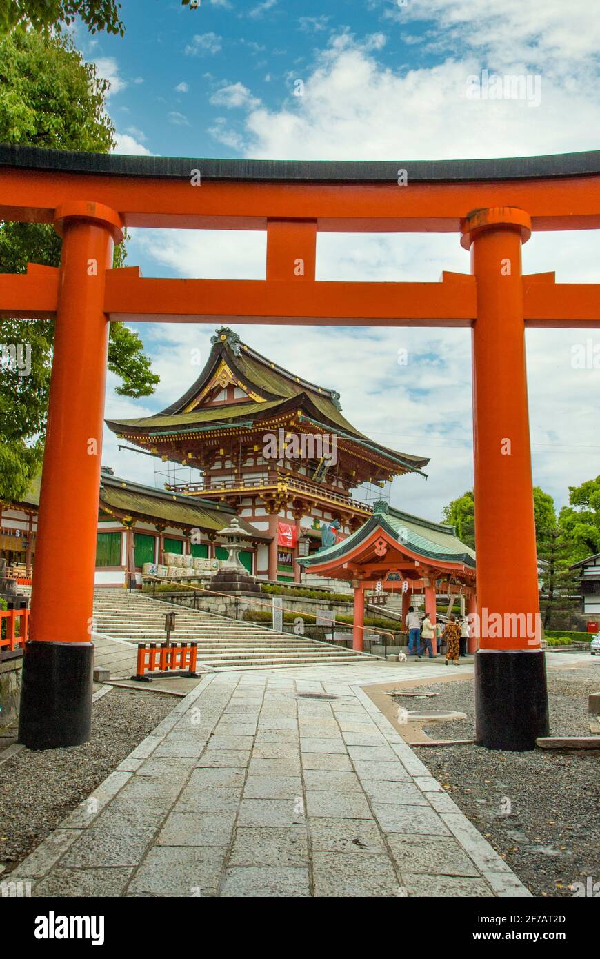 Torii au sanctuaire de Fushimi Inari, Kyoto, Japon Banque D'Images