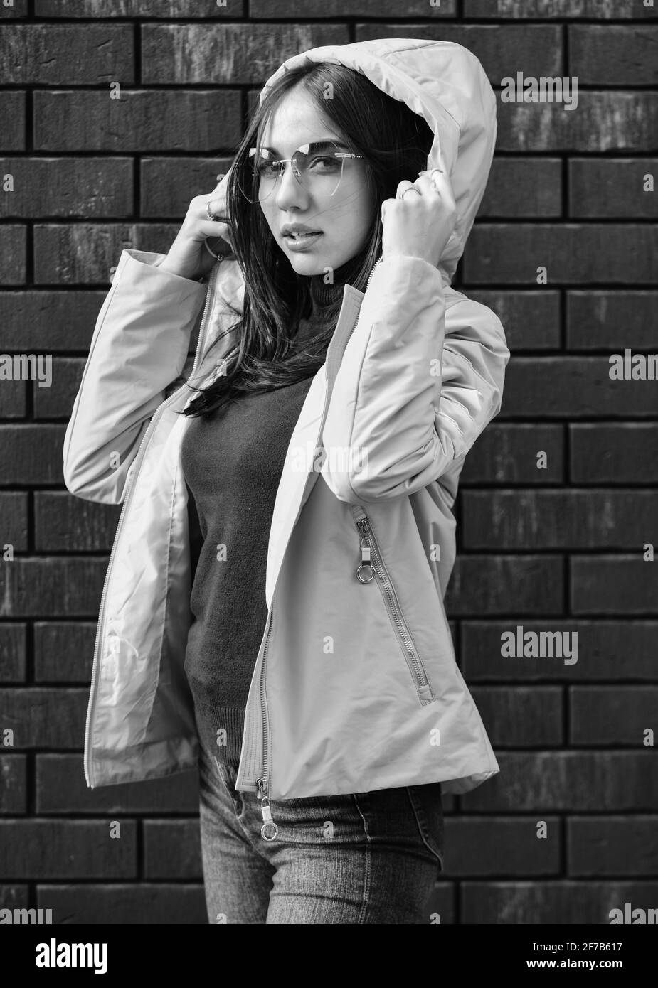 Veste courte fille style urbain. Ressentez l authenticit
