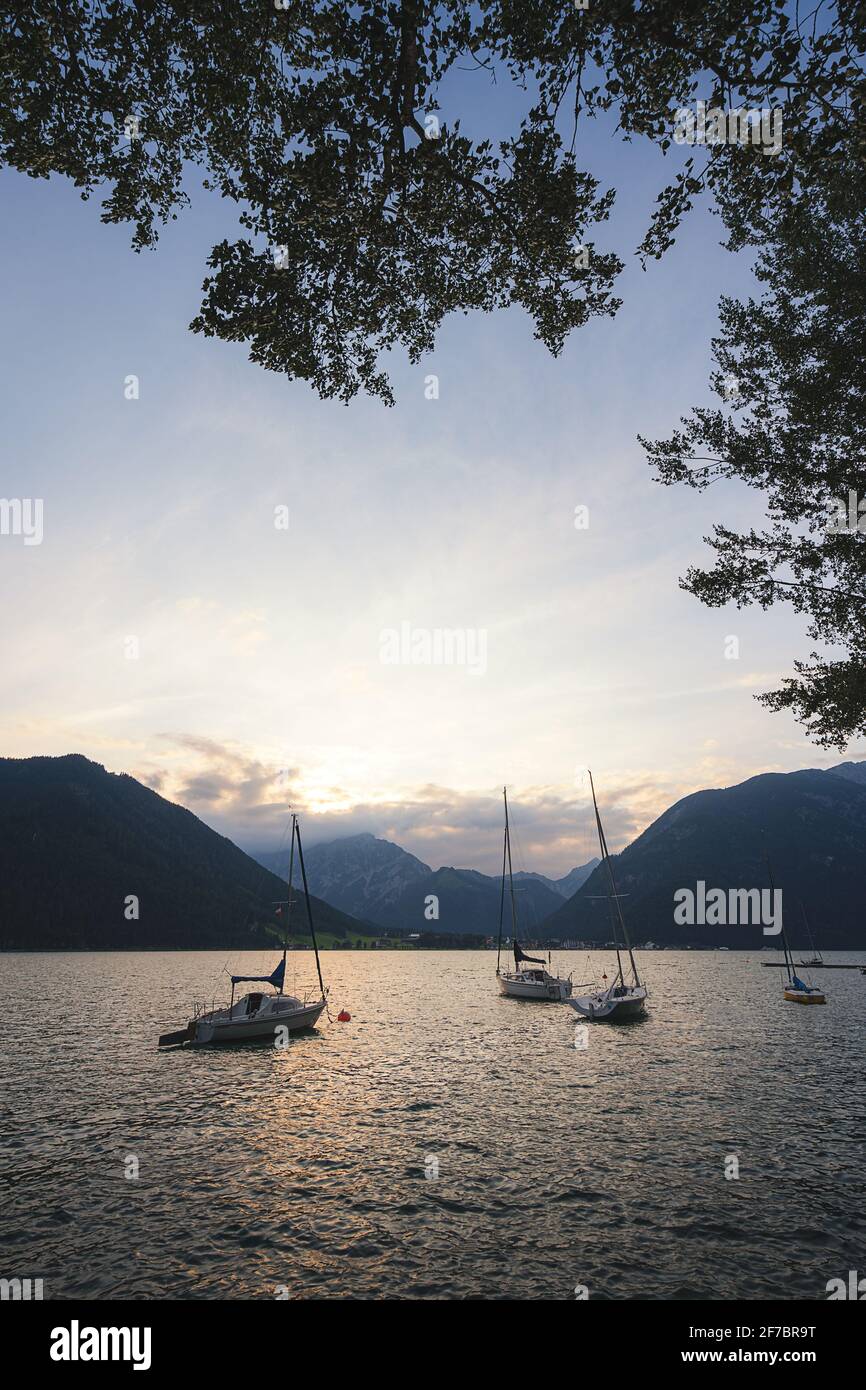 Paysage au lac Achensee en Autriche. Banque D'Images