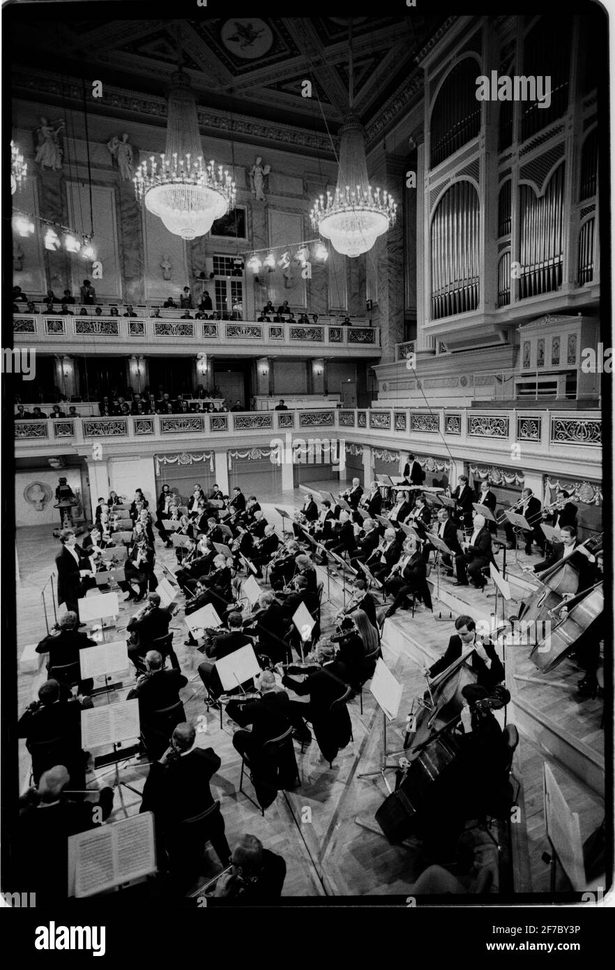 Berlin cérémonie pour les troupes alliées quittant la ville à Spielhaus Konzerthaus 1994 en présence du président français François Mitterrand, du chancelier allemand Helmut Kohl, du Premier ministre britannique John Major et du vice-président américain Al Gore Banque D'Images