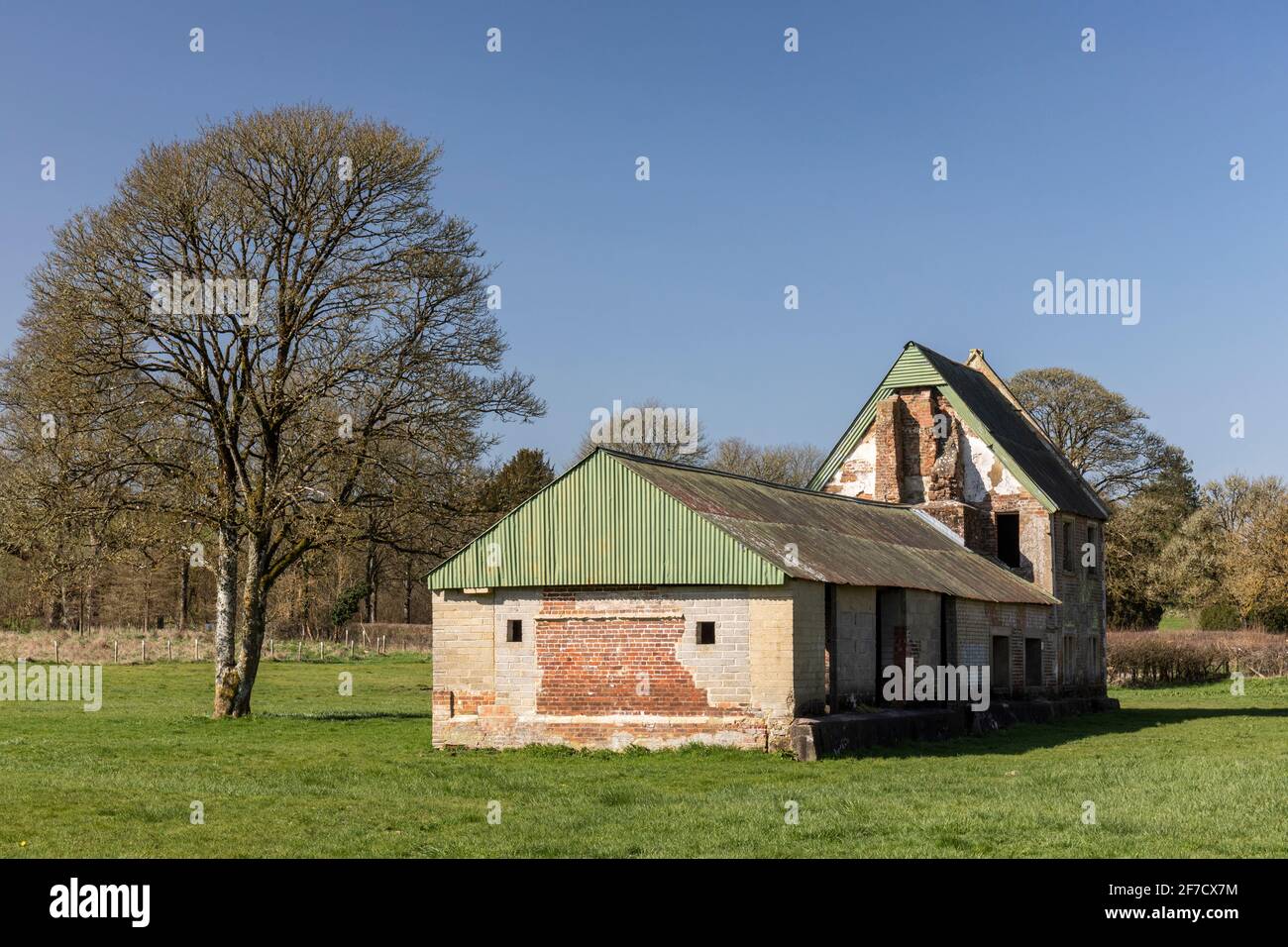 Seagram's Farm dans le village abandonné d'Imber. Aujourd'hui une zone d'entraînement militaire de MOD sur la plaine de Salisbury, Wiltshire, Angleterre, Royaume-Uni Banque D'Images