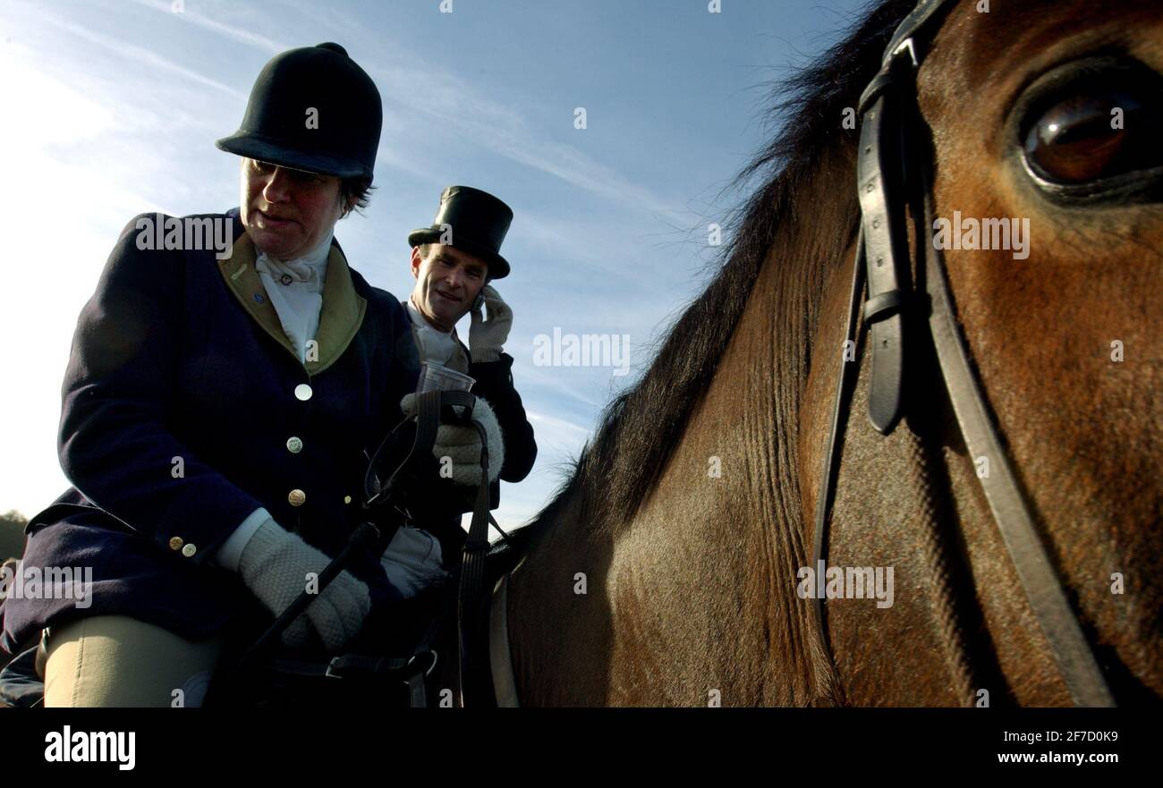 LA CHASSE DE BEAUFORT SE RÉUNIT LE 27/12/04 PILSTON Banque D'Images LA CHASSE DE BEAUFORT SE RÉUNIT LE 27/12/04 PILSTON Banque D'Images