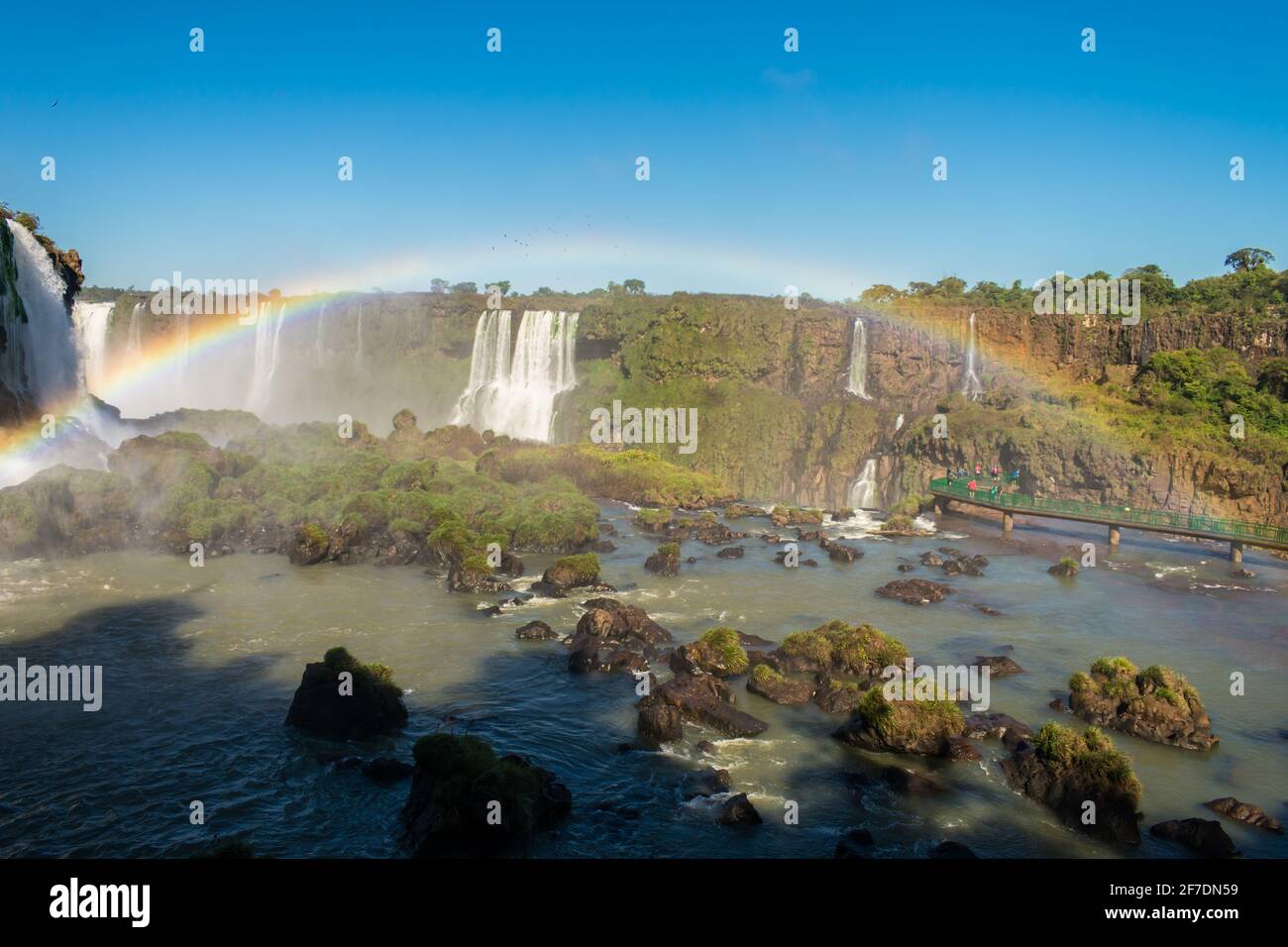 Paysage du parc national d'Iguaçu avec un arc-en-ciel - Foz do Iguaçu/Brésil Banque D'Images