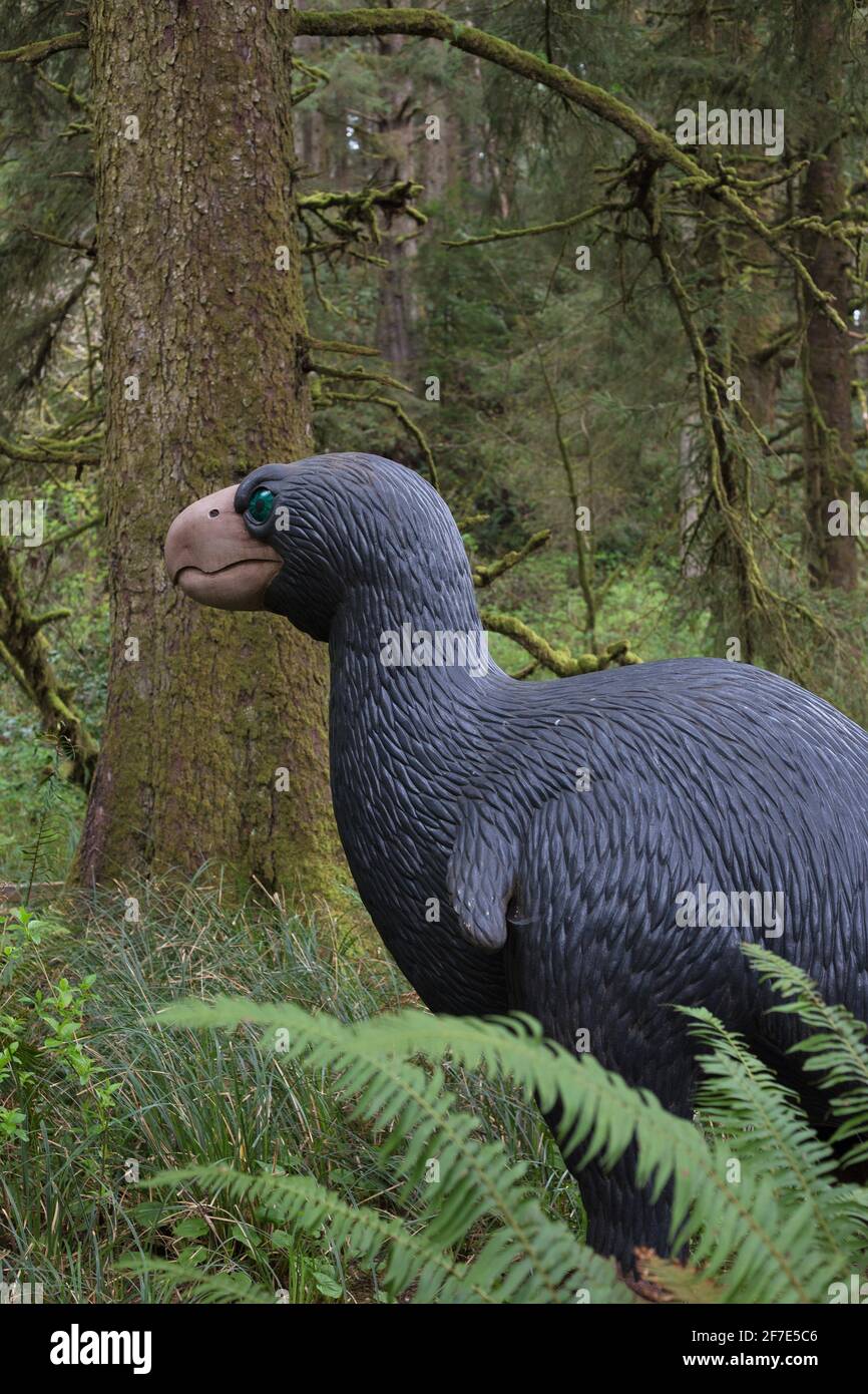 Sculpture de Diatryma dans les jardins préhistoriques de Port Orford, Oregon. Banque D'Images