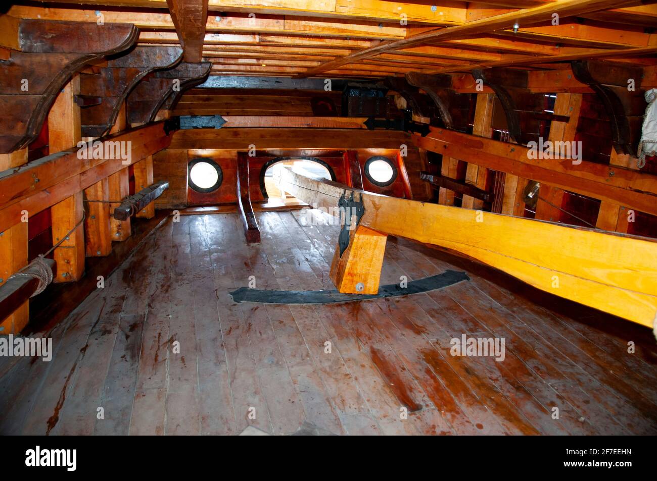 Chalet dans un ancien bateau en bois Banque D'Images