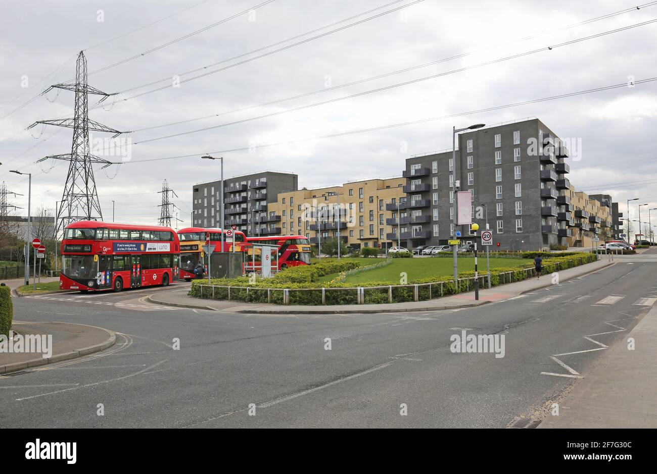 De nouveaux immeubles sur Mallards Road, une partie de l'immense nouveau Barking Riverside Development, à la périphérie est de Londres, au Royaume-Uni Banque D'Images