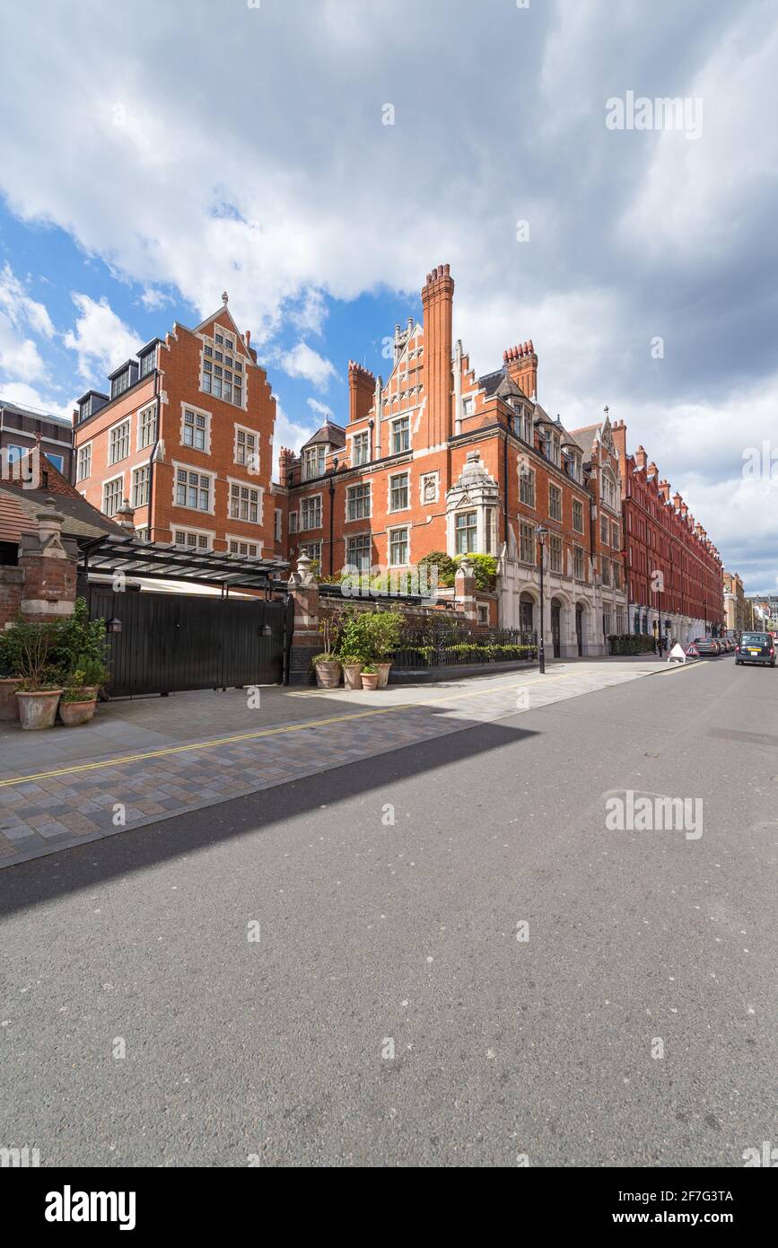 L'hôtel et restaurant de luxe Chiltern Firehouse. Chiltern Street, Marylebone, Londres, Angleterre, Royaume-Uni Banque D'Images
