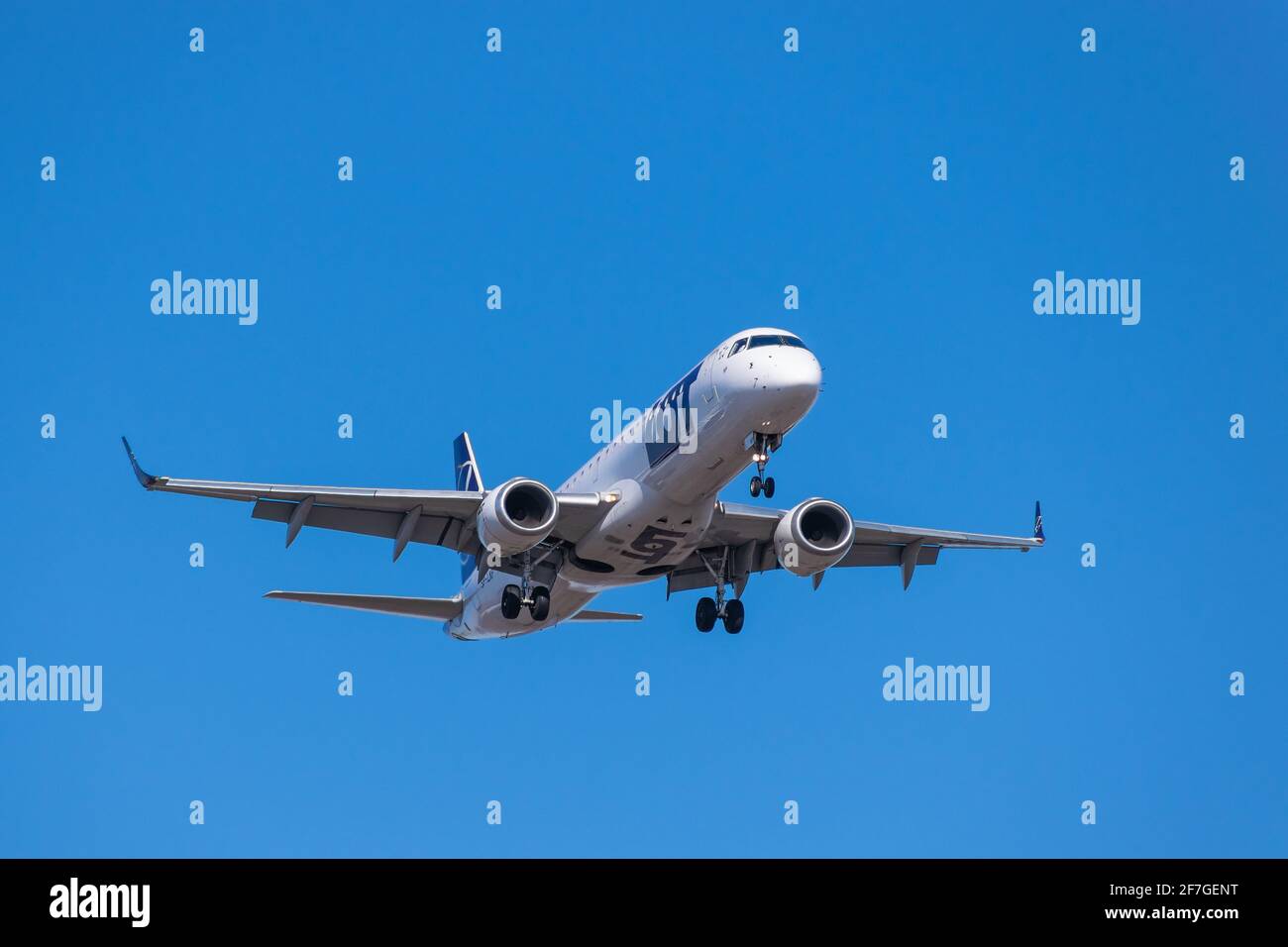 Boryspil, Ukraine - 10 mars 2021: LOT Polish Airlines Embraer 190/195 Banque D'Images