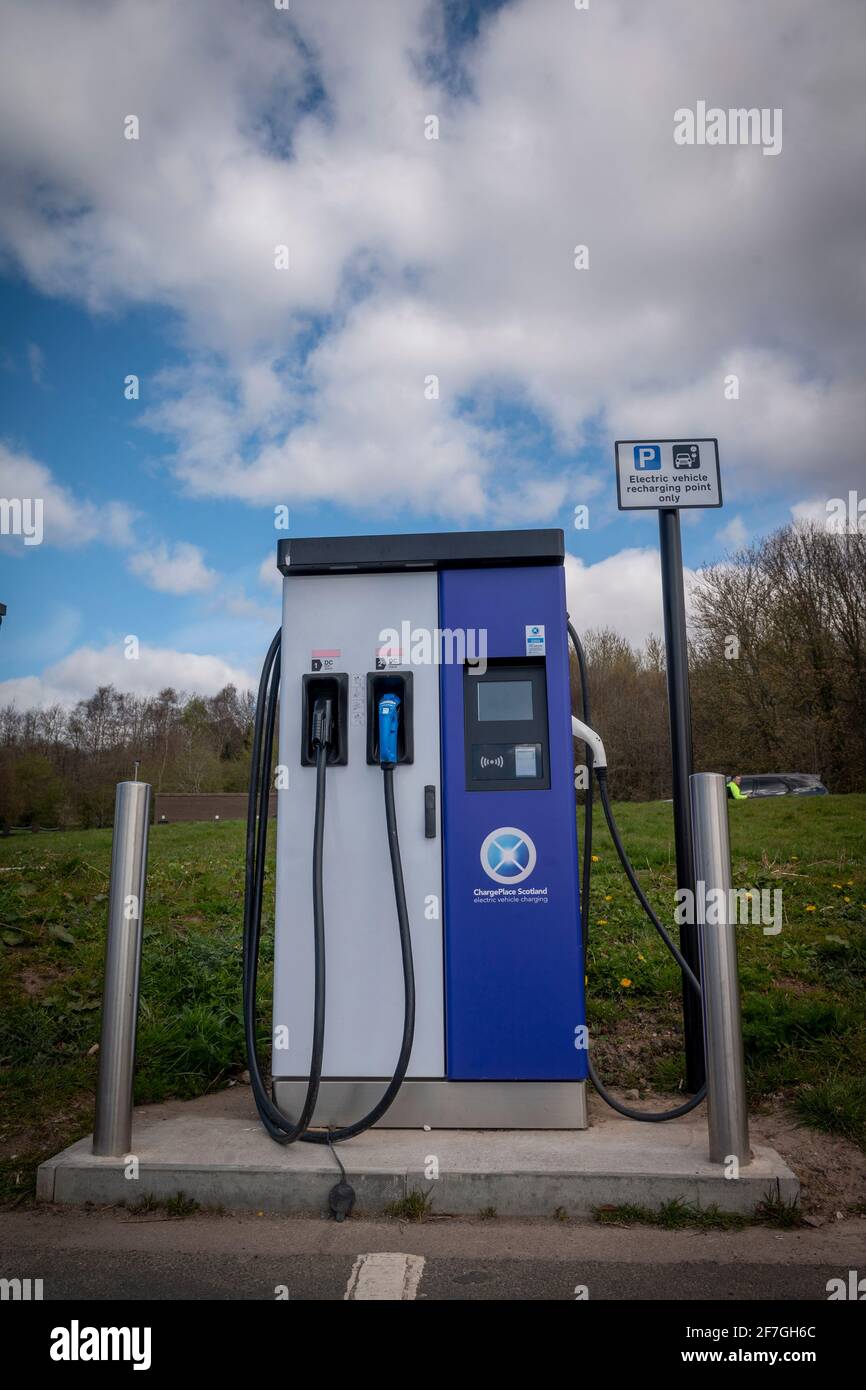 Point de recharge pour voiture électrique, Strathclyde Country Park Banque D'Images