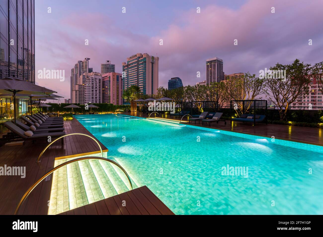 Piscine thai Banque de photographies et d’images à haute résolution Alamy